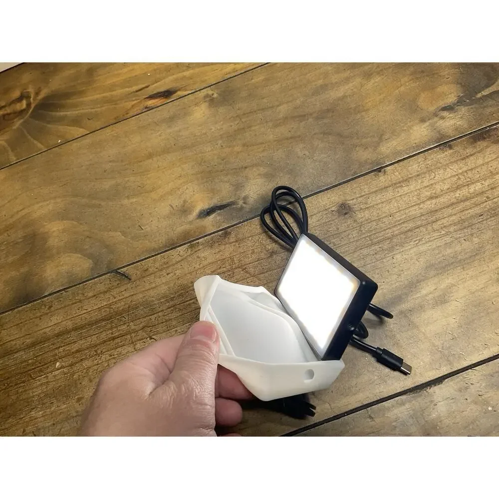 Lume Cube LC-PANELMINI1 5W Bicolor Panel Mini LED - USB C Mini Light Panel